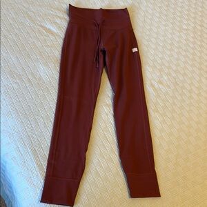 Vuori Maroon leggings